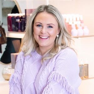 Meet your Posher, Lacey